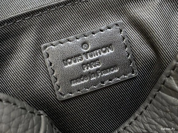 VUITTON Nano LOUIS Christopher 0106